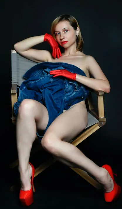 स्वतंत्र Delhi Call Girls - ESIndia