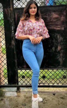 Call High Profile College Girls Bhabhi Aunty