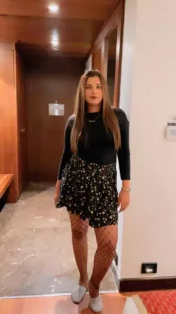 Call Girl Gayatri Noida Sector 135 Cheap Price