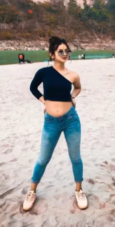 Bhumika Noida Sector 25 Call Girl Cheapest Vip