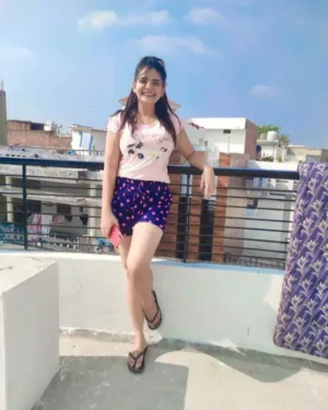 Call Girl Faheema Gurgaon Sector 4 Low Price