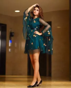 Myself Low Price Call Girl Pooja Noida Sector 124