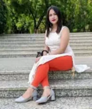 Komal Agarwal Escort Agency High Profile Escort