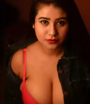 Low Price Genuine Call Girl Anshika Sadar Bazar