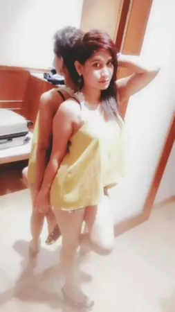 Call Girl Anushka Noida Sector 10 Cash Payment