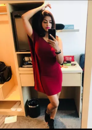 Sadar Bazar Hot College Girl And Housewife