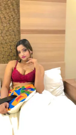 Call Girl Punam Gyan Khand Iii Cheapest Vip